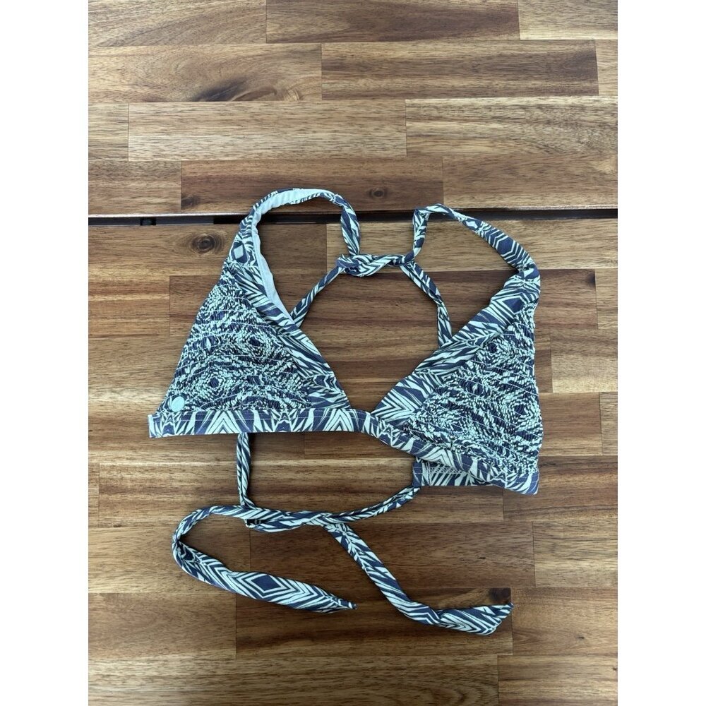 New Volcom Women's Swim Top ONLY SMALL Beachy Resort Vacation Pool Hipster